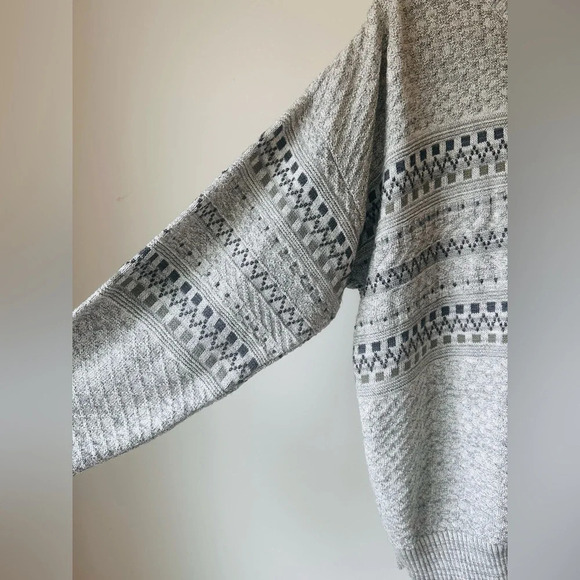 St. John’s Bay Men’s Vintage Sweater - Size XL - Picture 8 of 13